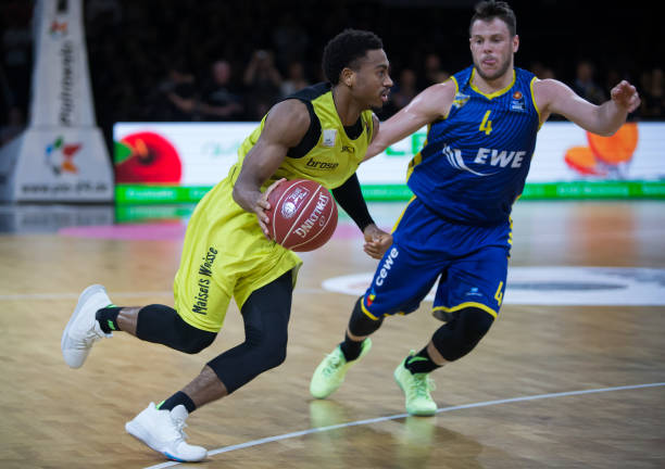 一份续约至 一份续约至